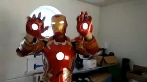Демонстрация костюма Железный человек Марк 43