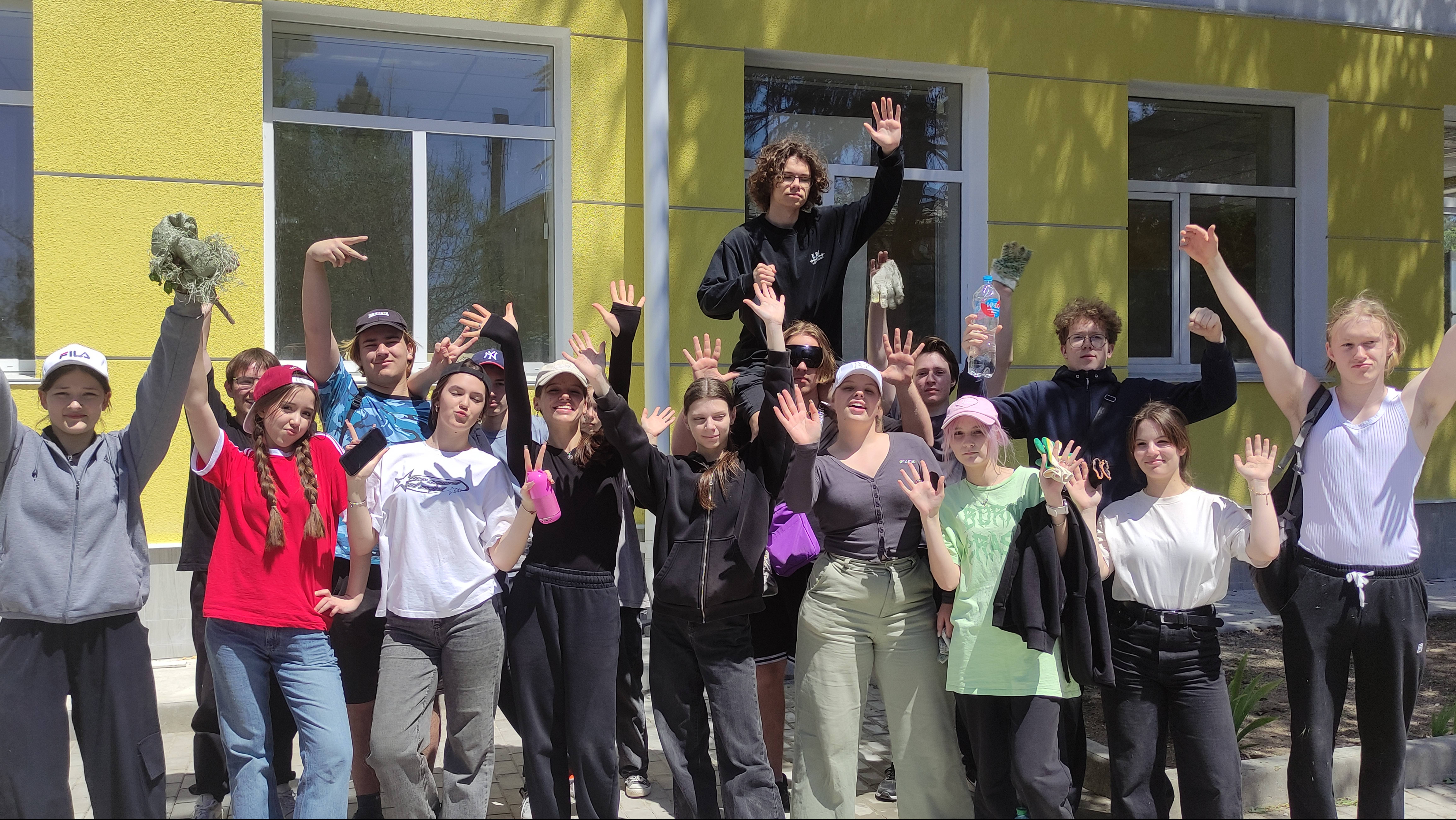 Новая жизнь школы. Субботник и ремонт. смотреть онлайн