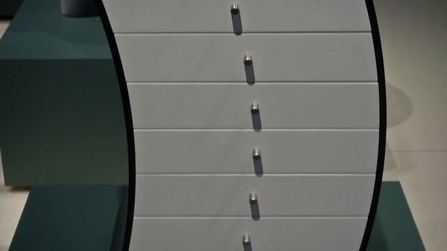 Мадрид: карантин для сюрреалистов не помеха смотреть онлайн