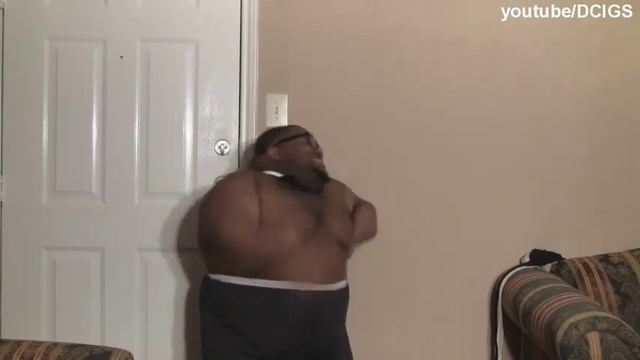 Черный Колобок Танцует всем!