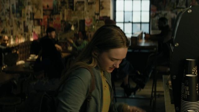 Агентство 1 сезон 6 серия «Шпион на продажу» (сериал, 2024)