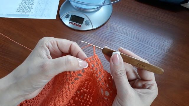 Платье крючком (коралловое). Часть 3. Верхняя часть пла? смотреть онлайн