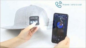 Бейсбольная кепка с вмонтированными Bluetooth динамиками