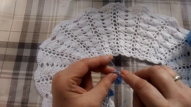 Узор крючком для расширения  полотна . Кокетка крючком.