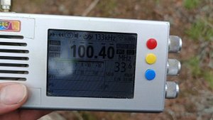 100.4  h  POPfm (Joensuu/Kiihtelysvaara-Oskolansalo)(Finland)(North Karelia)~152km  7°	5 kW (ERP)