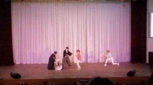 Косплей сценка: Туалетный мальчик Ханако кун