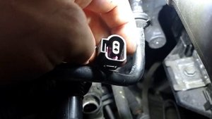 Audi A3 8P 1.6 MPI Заміна термостату і датчика температури