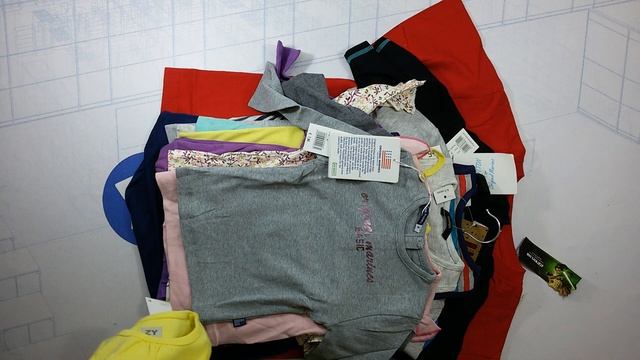 4182 Футболки детские сток 3 пак, 4.95 кг., 25.6 €/кг.. смотреть онлайн