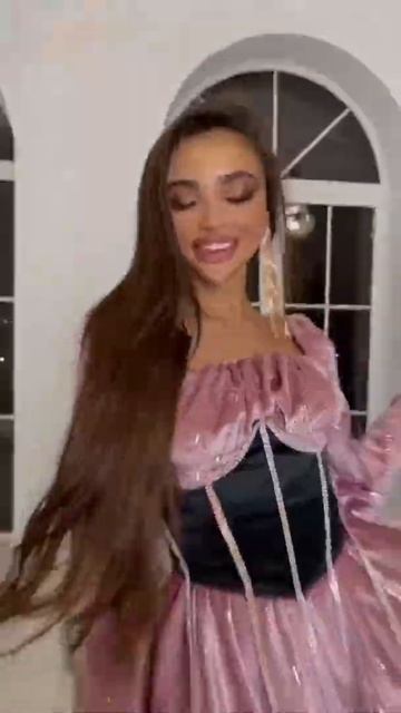 Комплект сияющее платье с корсетом декорированным ст? смотреть онлайн