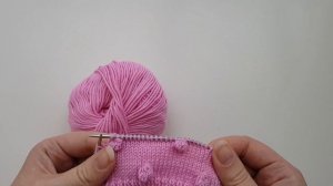 Чепчик с шишечками / Подробный МК спицами с расчетами