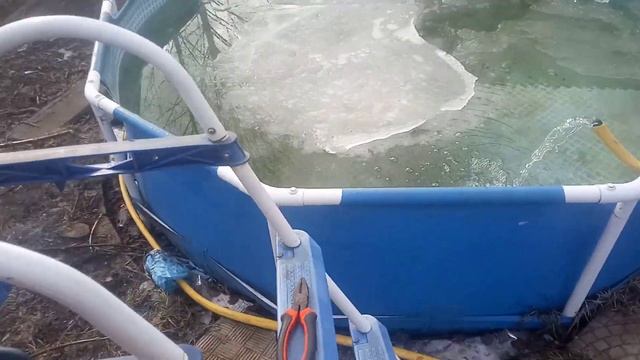 Ещё про каркасные бассейны Intex. Зимовка на улице в налитом состоянии.