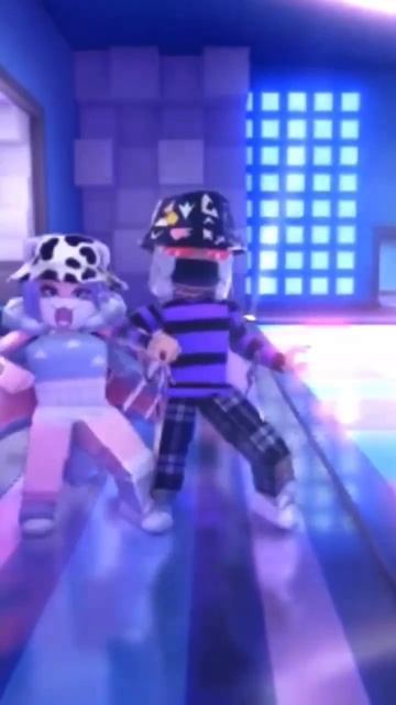 кошка лана и йоши танцуют🙂💞 смотреть онлайн