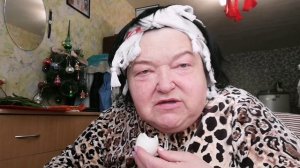 17-05-2025 завтрак и лалала. режу лук зеленый на зиму