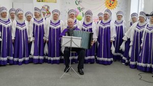 Народный хор ветеранов "Жемчуга" п. Трудовое "Уральская рябинушка".  Концерт к 8 марта. 2025г.
