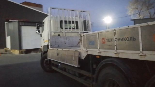 Сварка ребер жёсткости под кузов #сантимшва #welder #сварщикивыезд #сварщик #сваркаэлектродом #рдс смотреть онлайн