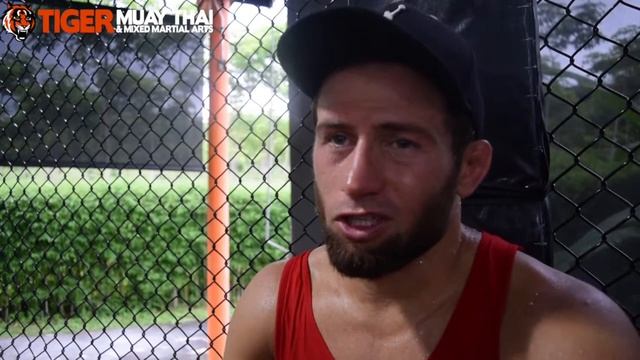 Маирбек Тайсумов - интервью перед UFC Stockholm смотреть онлайн