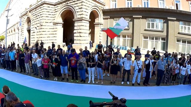 Велико Народно въстание II ... Протест #ден64 за #оставка на #борисов... гр. София, пл. Независимос смотреть онлайн