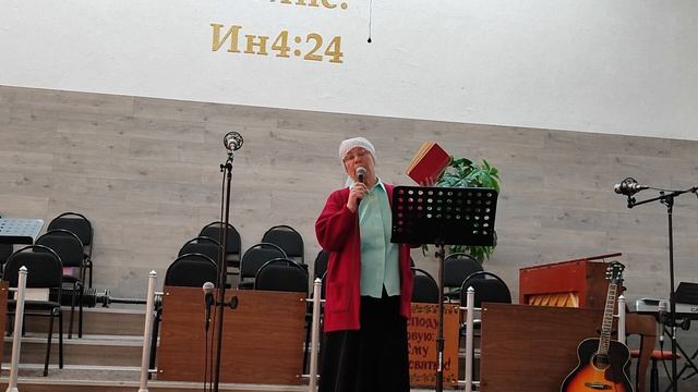 " Ты стоишь у входа" читает Екатерина Чёрная смотреть онлайн