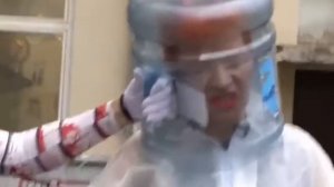 Гоген Солнцев сходит с ума с бабушками на карантине