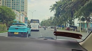 Едем по Нячангу на такси, дорога на автобусную станцию (на автовокзал)..Нячанг. Вьетнам.