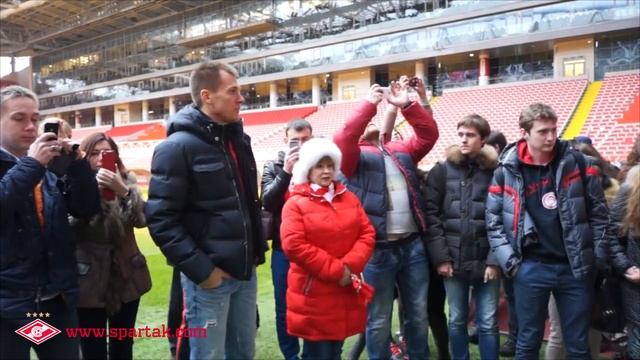 Артем Ребров в роли экскурсовода «Открытие Арены»
