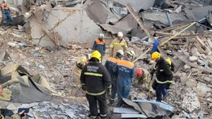 Погибший мужчина найден под завалами после взрыва на предприятии в Башкирии