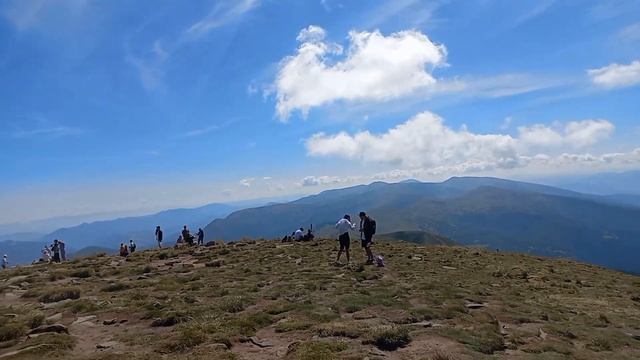 #11 .Жизнь на двух колёсах. Восхождение на Говерлу и быстрый спуск. смотреть онлайн