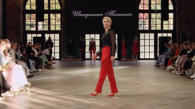 Коллекция одежды "Девочка выросла": элегантность и сме
