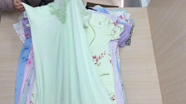 LTNG. Нічна сорочка трикотаж. Сорт 1-й. Лот 7. Вага - 19.8 кг. смотреть онлайн