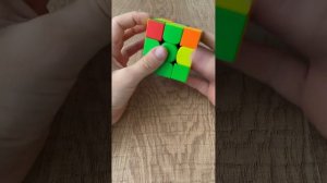 Как собрать рёбра второго слоя на кубике Рубика? Просто и легко