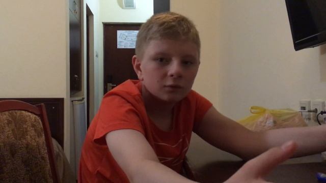 Купили тапочки для пляжа смотреть онлайн