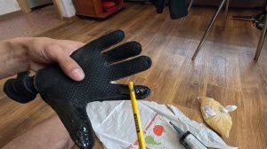 Ремонт неопреновых перчаток