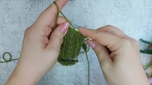 Следки-носочки на двух спицах без шва на подошве. Маст?