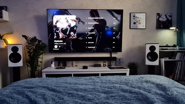 Finneas - брат Billie Eilish на Dynaudio emit 20new, Emotiva, Rega Planar смотреть онлайн