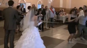 Падение на свадьбе