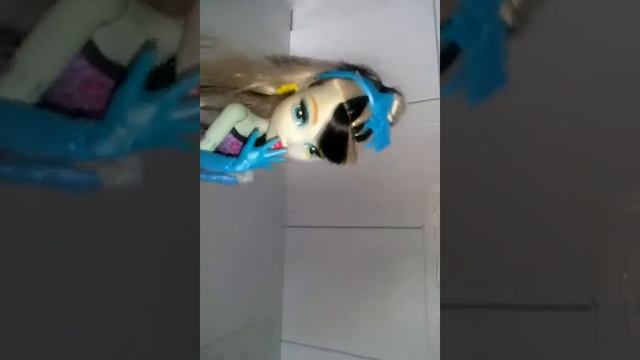 Френи путешествует смотреть онлайн