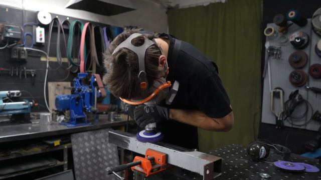 Crown CТ45012-125, новинка. Отличная бесщеточная УШМ с регули? смотреть онлайн