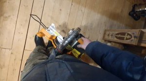 Батюшка и инструмент. Worx wx845. Поработал несколько дней: