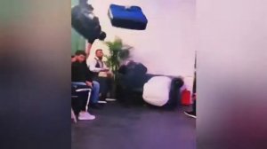 Мурад Шерсть улетел с дивана.🚀🚀🚀 #Shorts