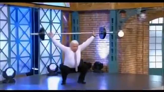 Поднял штангу