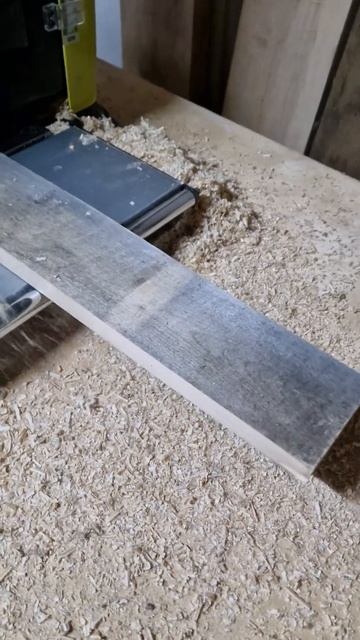 Работа рейсмуса RYOBI RAP1500G. смотреть онлайн