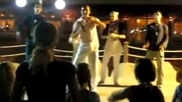 Клубный танец в отеле Albatros Aquapark