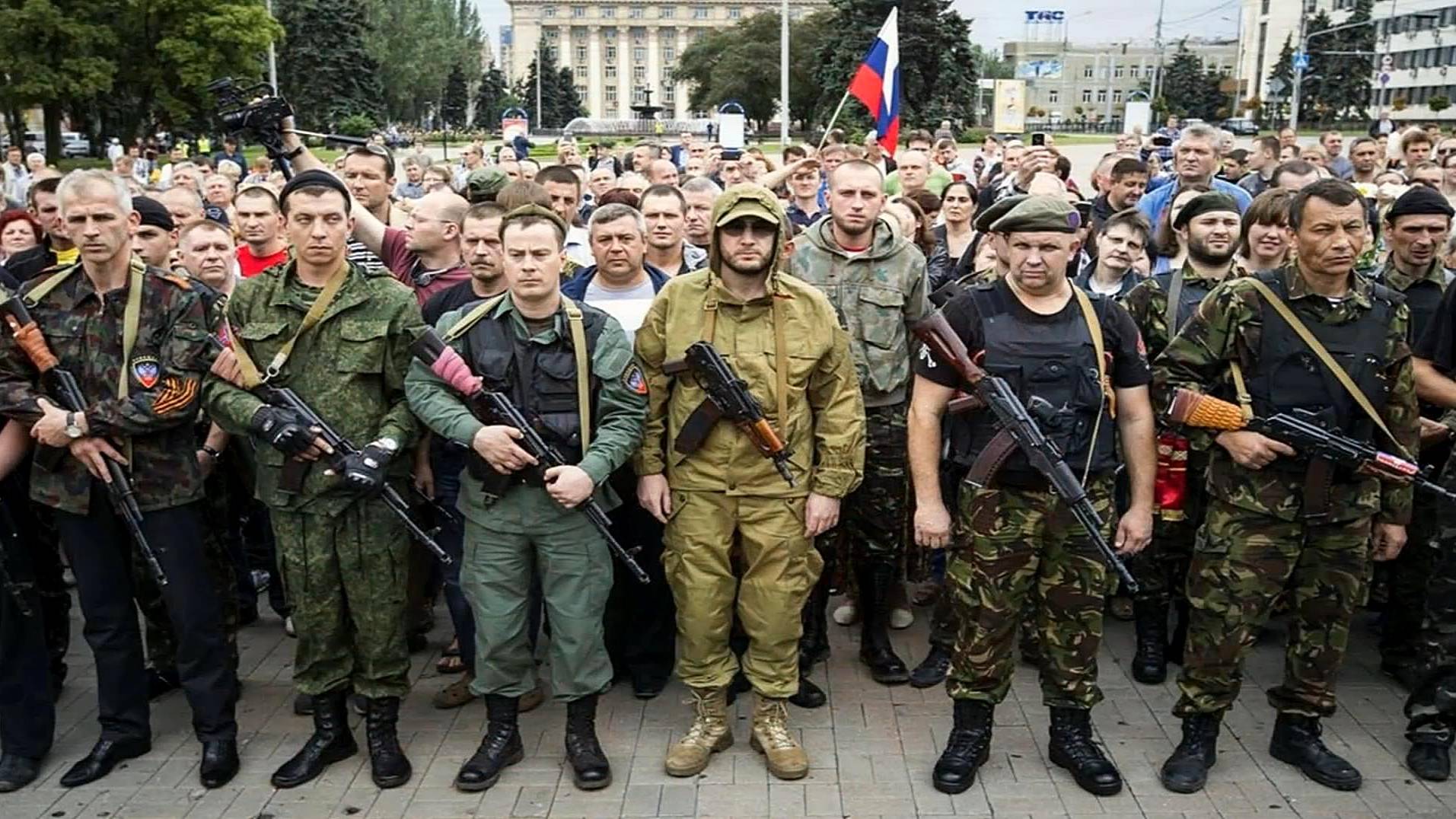 "Не бойся, Родина", поёт Станислав Коренблит