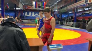 Взвешивание борцов до 52 кг на Дагестане среди юношей д