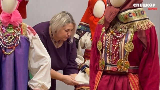 Репортаж с открытия клуба-мастерской "Сундуки и смысл? смотреть онлайн