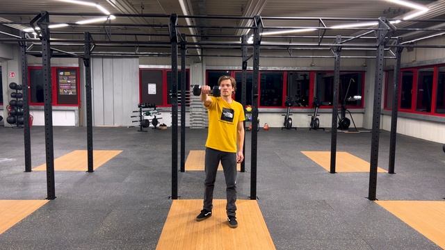 Поднятие руки с гантелей смотреть онлайн