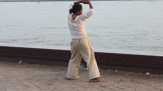 Пном Пень. Утренняя зарядка