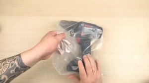 Розпаковка Bosch GSB 183-LI