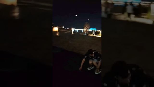 На чиле на расслабоне по Питеру #живукатаюсь смотреть онлайн