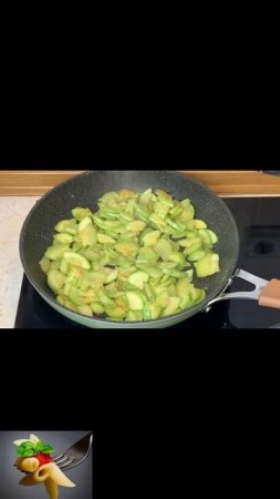 Быстрая Запеканка из Кабачков на сковороде. Вкусно. Быстро. Полезно. Жареные кабачки! #топыкатегорий